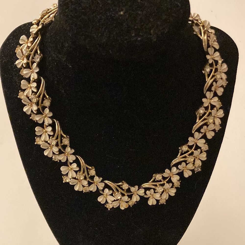 Coro necklace flower necklace - Picture 6 of 9